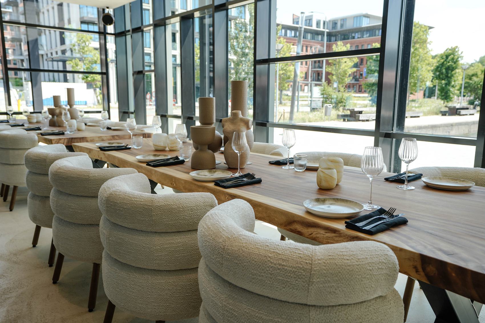 De private room van Giorgio Rosa met uitzicht op de Binckhorsthaven